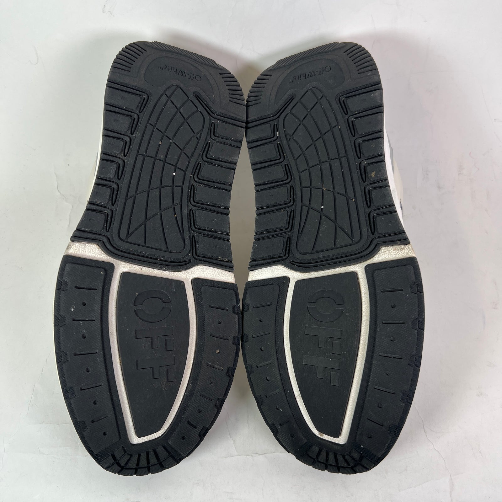 Off-White White/Black Runner-B Sneaker Size 44