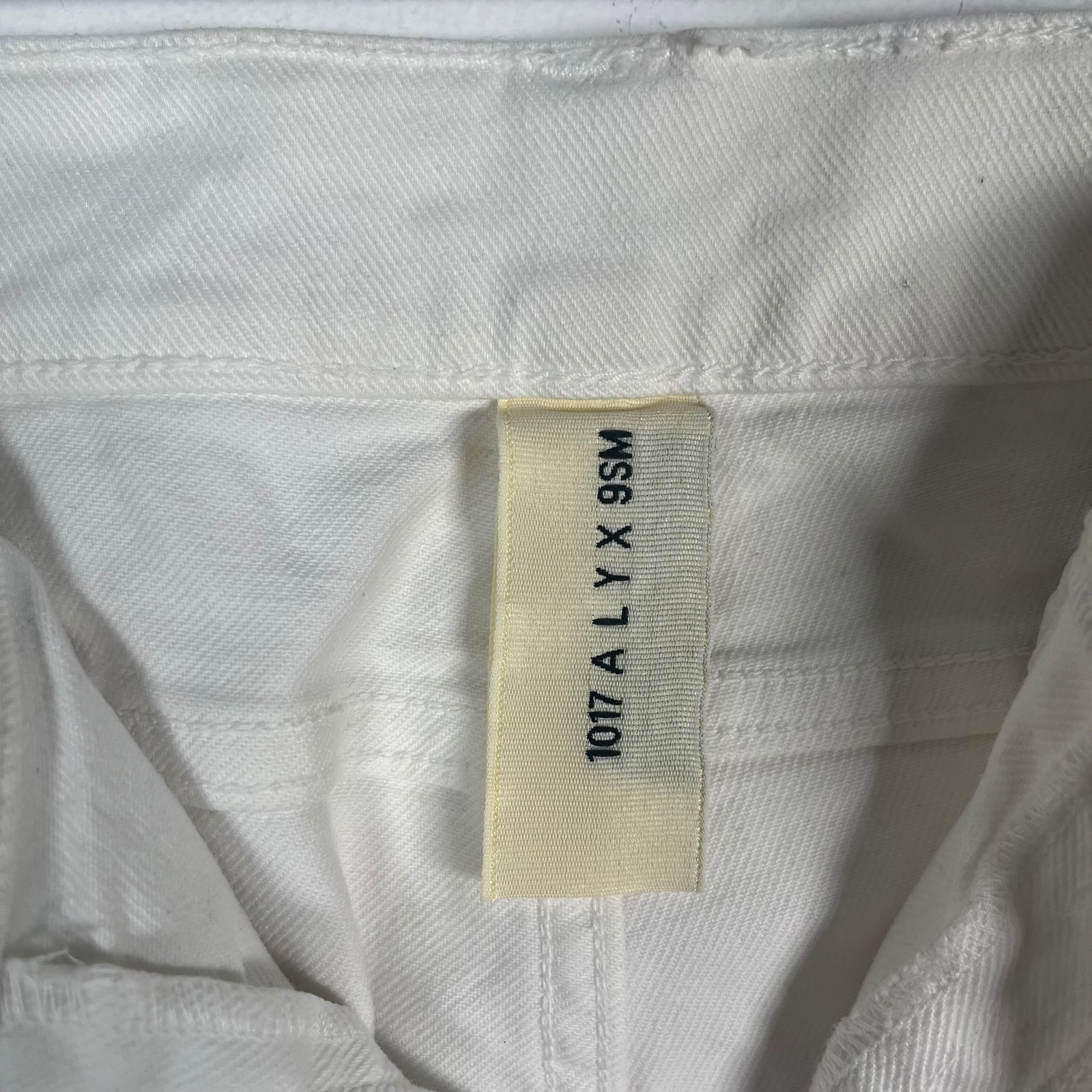 1017 Alyx White Thorn Denim Size 34
