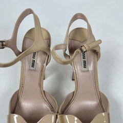 Miu Miu Beige Patent Leather Bow Heels Size 39