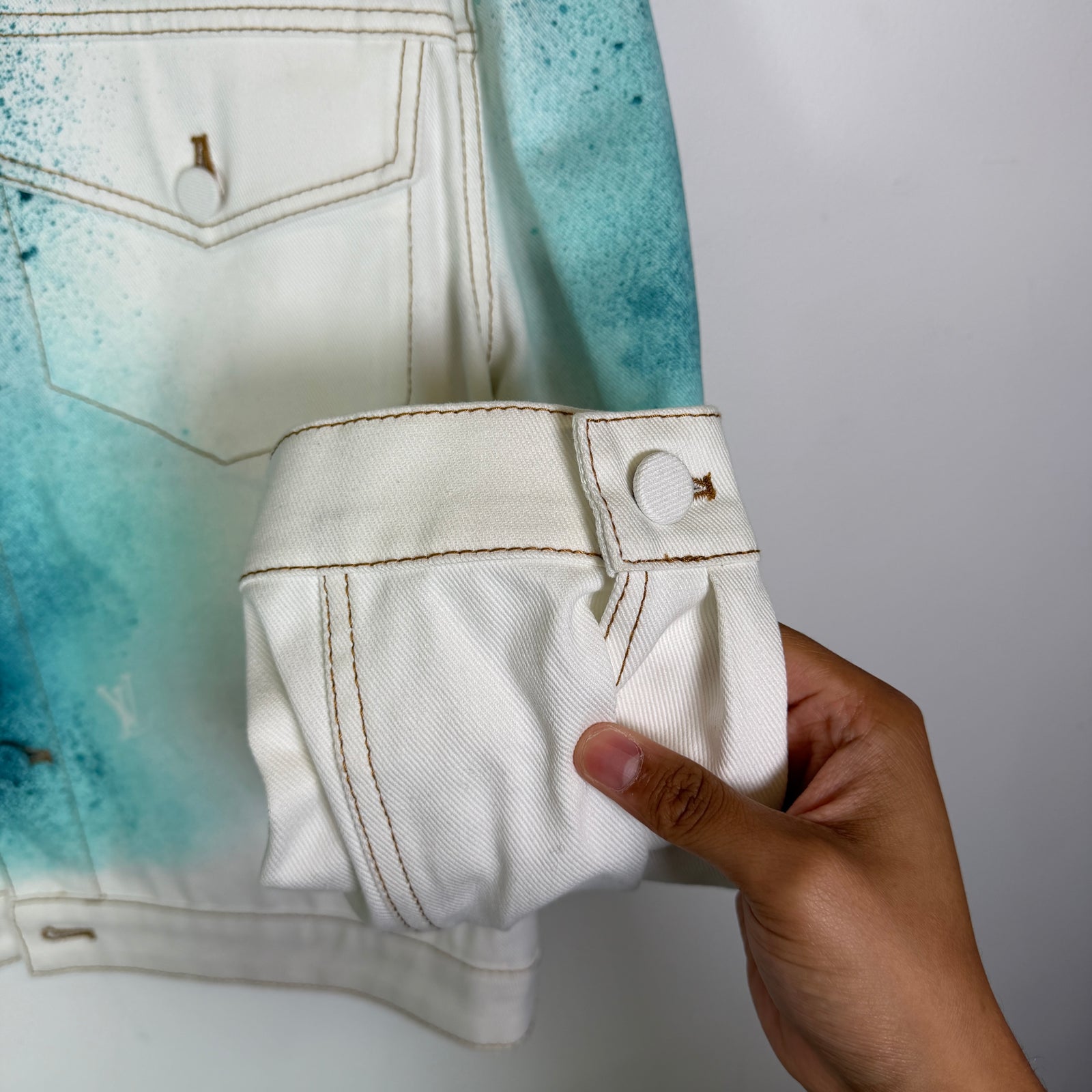 Louis Vuitton S23 Spray LV Denim Jacket