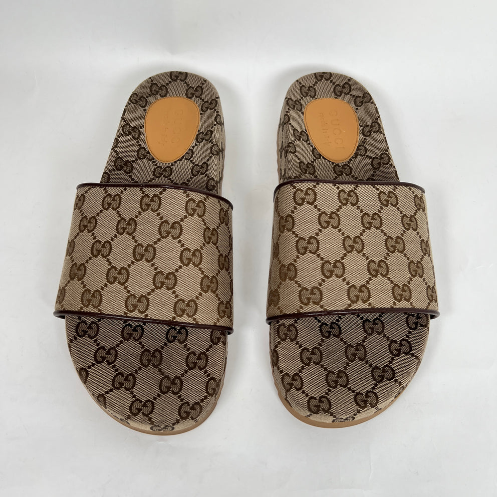 Gucci Beige GG Canvas Slide Size GG 10