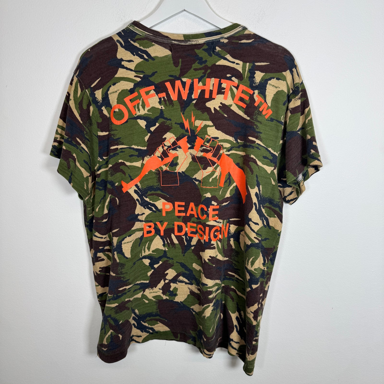 Off-White Camo Peace By Design Tee Size S