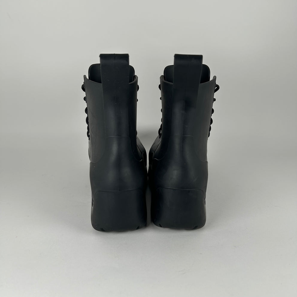 Bottega Veneta Lace Up Puddle Boots Size 10