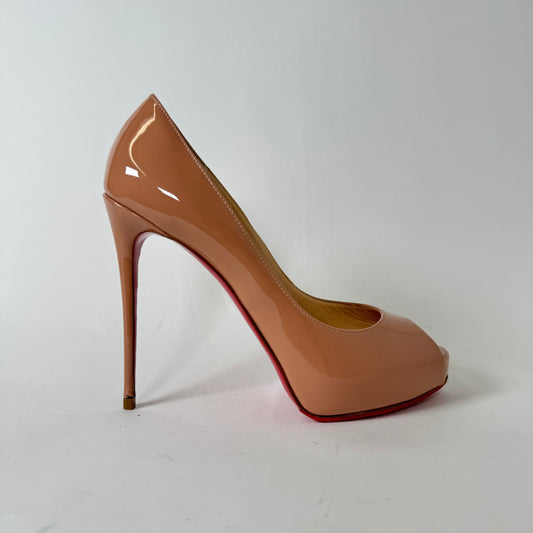 Christian Louboutin Nude Very Priv Patent Leather Heels Size 38