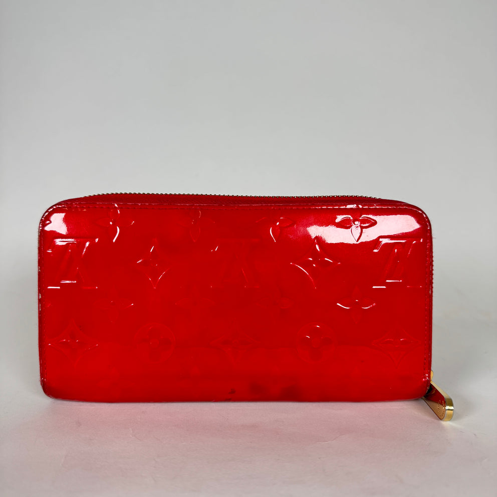 Louis Vuitton Red Epi Patent Leather Zippy Wallet
