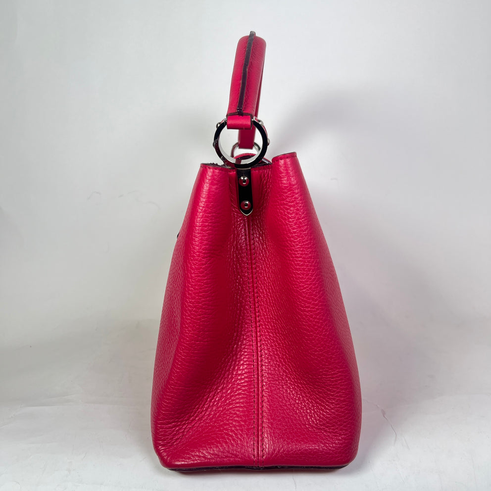 Louis Vuitton Capucines Red Taurillon Leather MM Handbag