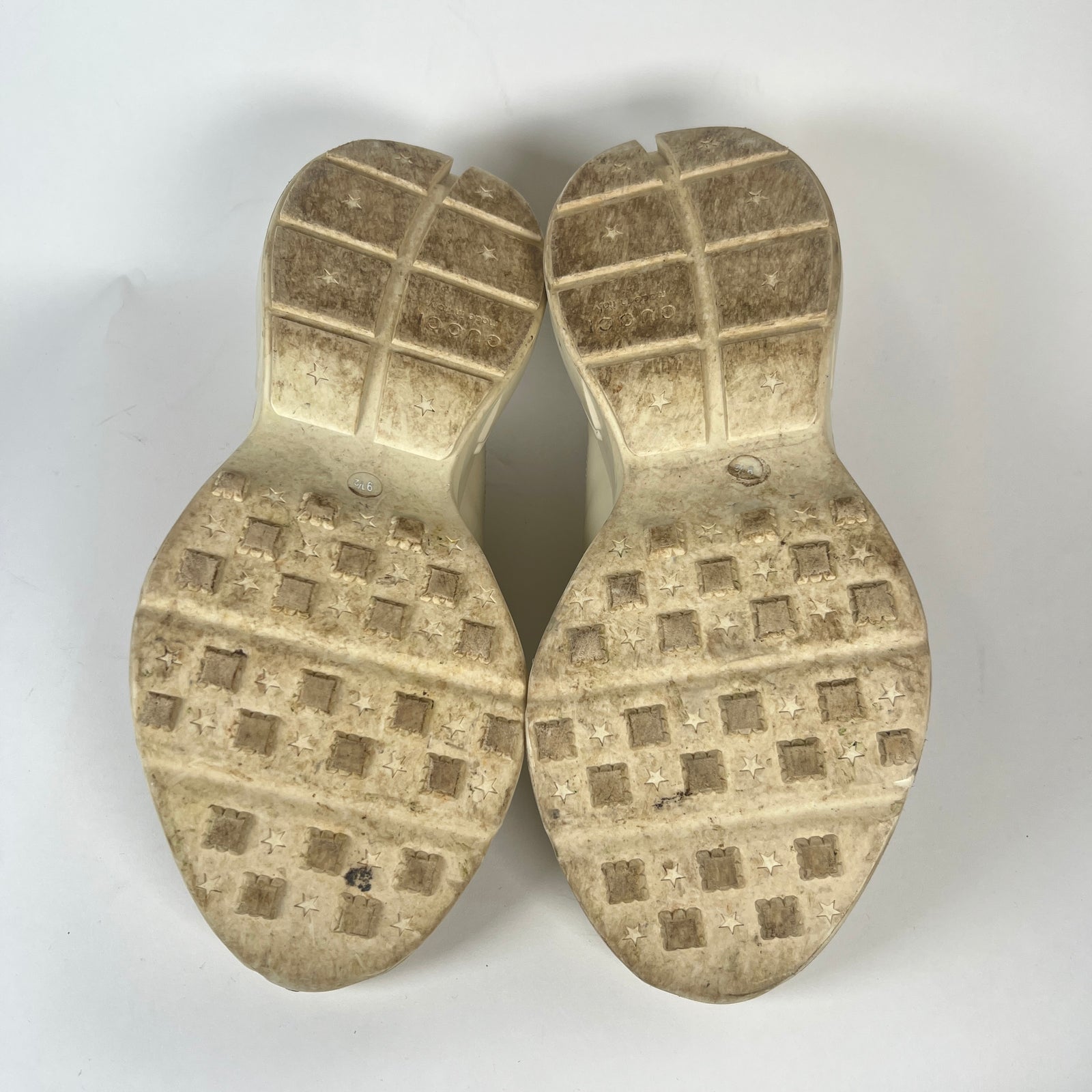 Gucci Cream Disc Print Rhyton Sneakers Size 9.5