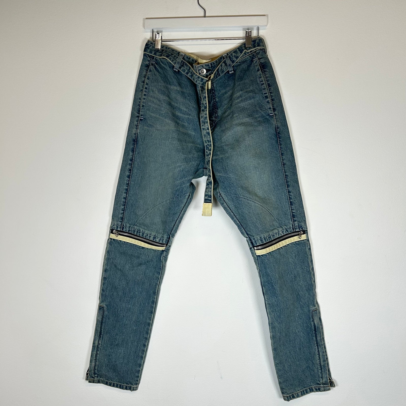 Sacai Lightwash Zipper Denim Jeans 32