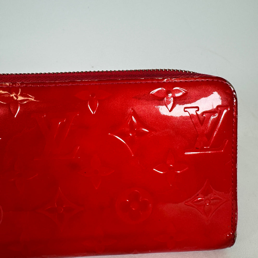 Louis Vuitton Red Epi Patent Leather Zippy Wallet