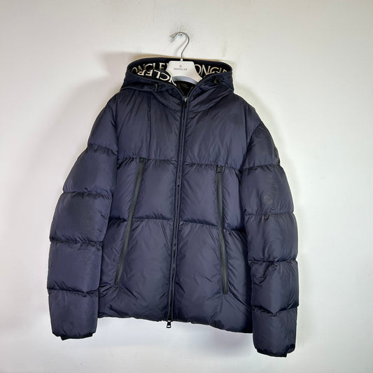 Moncler Montcla Navy Down Jacket Size 4
