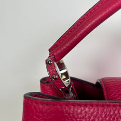 Louis Vuitton Capucines Red Taurillon Leather MM Handbag
