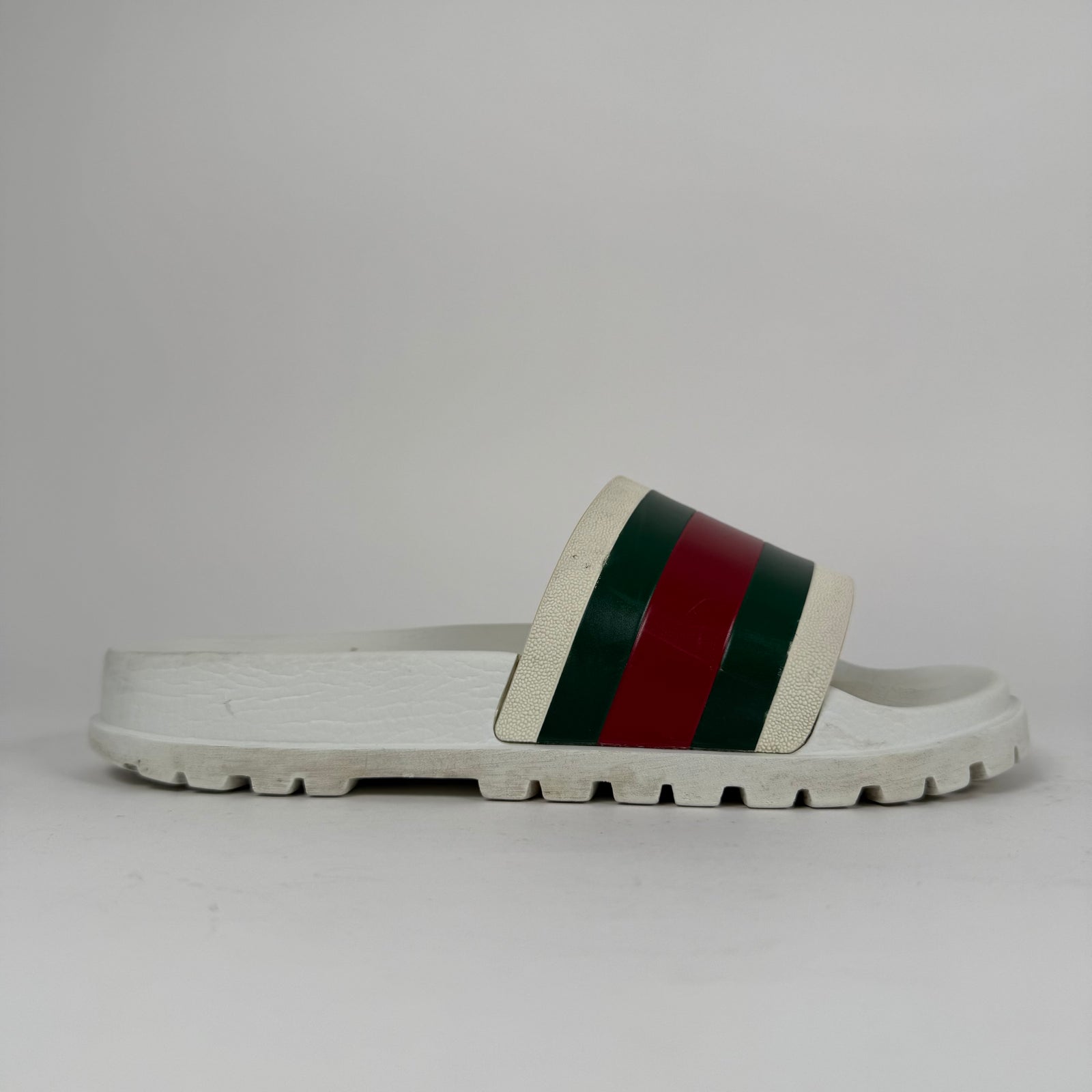 Gucci White Striped Slides Size 10