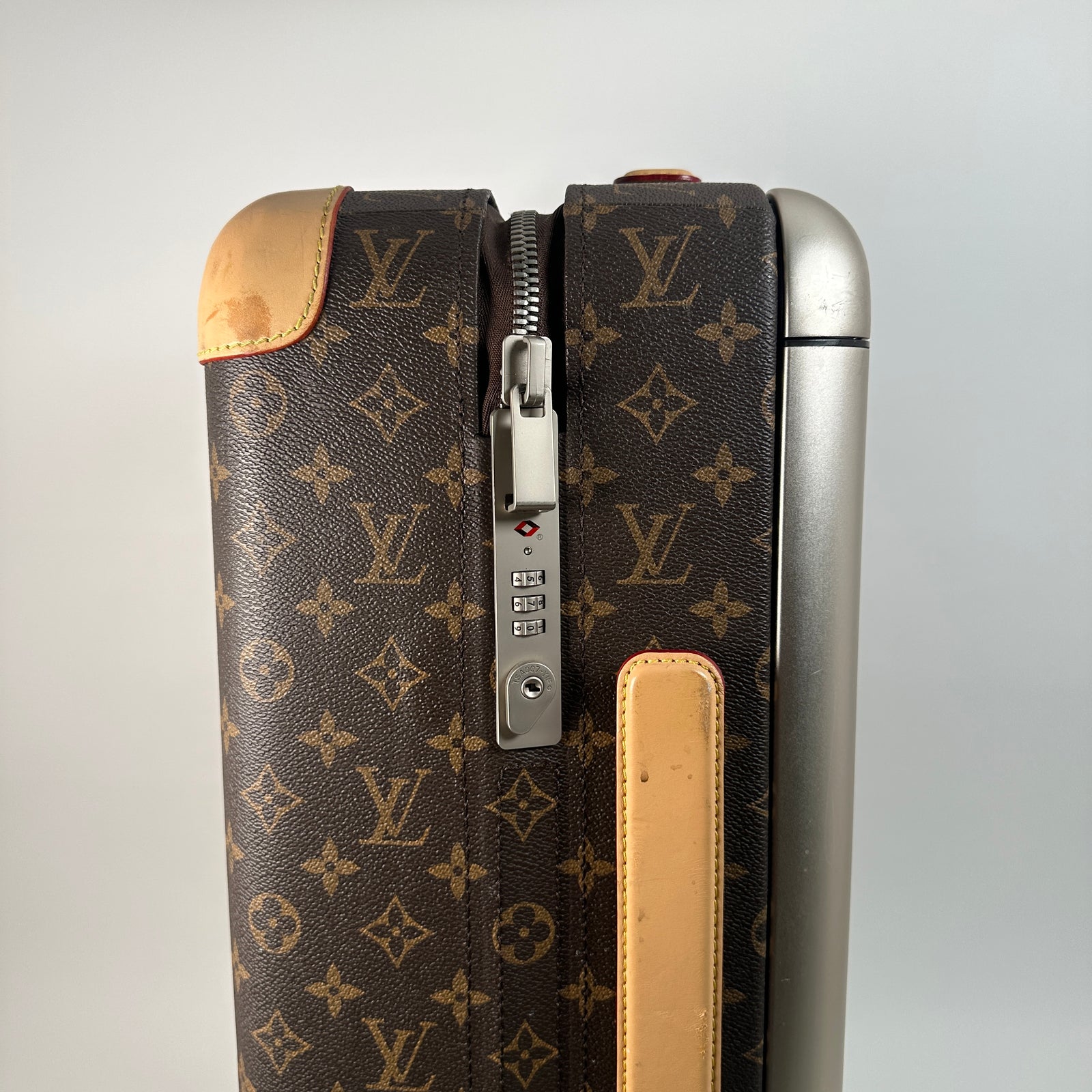 Louis Vuitton Monogram Horizon Luggage 50
