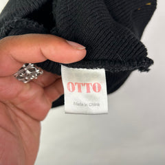 Skoloct Black Cross Beanie