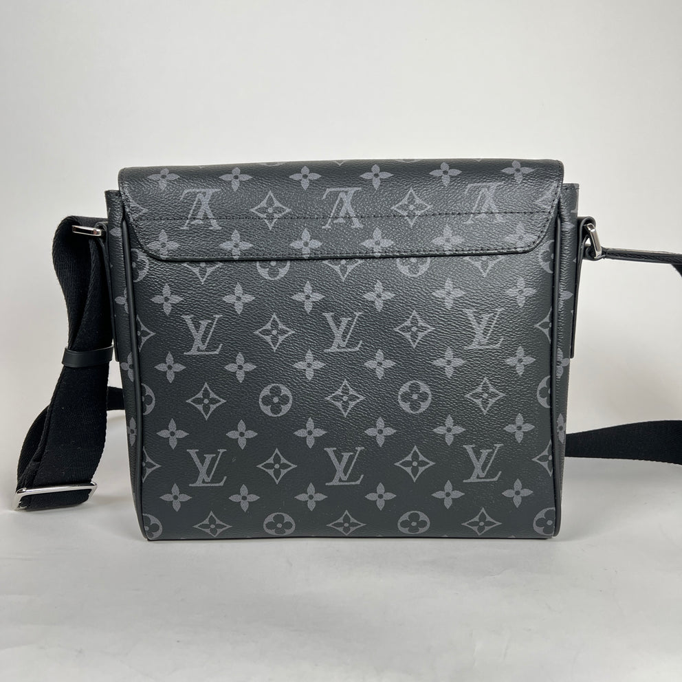 Louis Vuitton Black Monogram District Messenger Bag