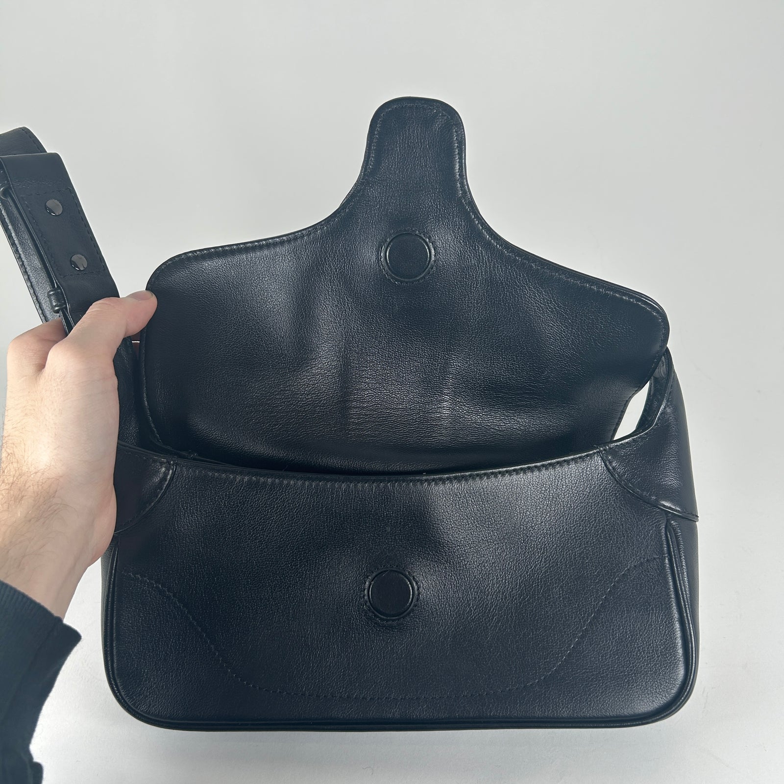 Gucci Black Leather Aphrodite Bag