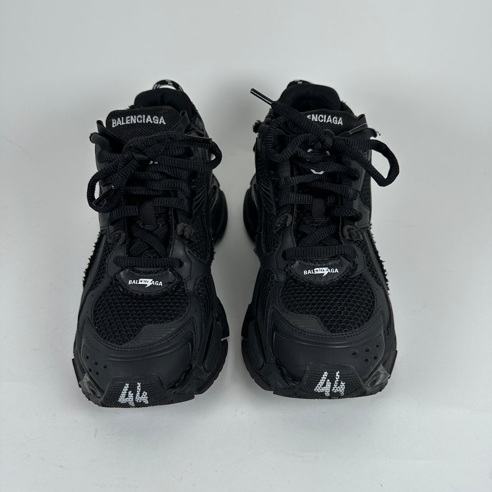 Balenciaga Triple Black Matte Low-Top Runners Size 44