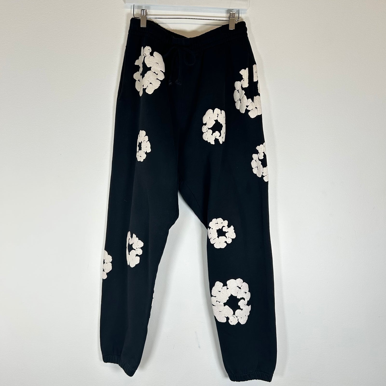 Denim Tears Black Wreath Sweatpants Size M