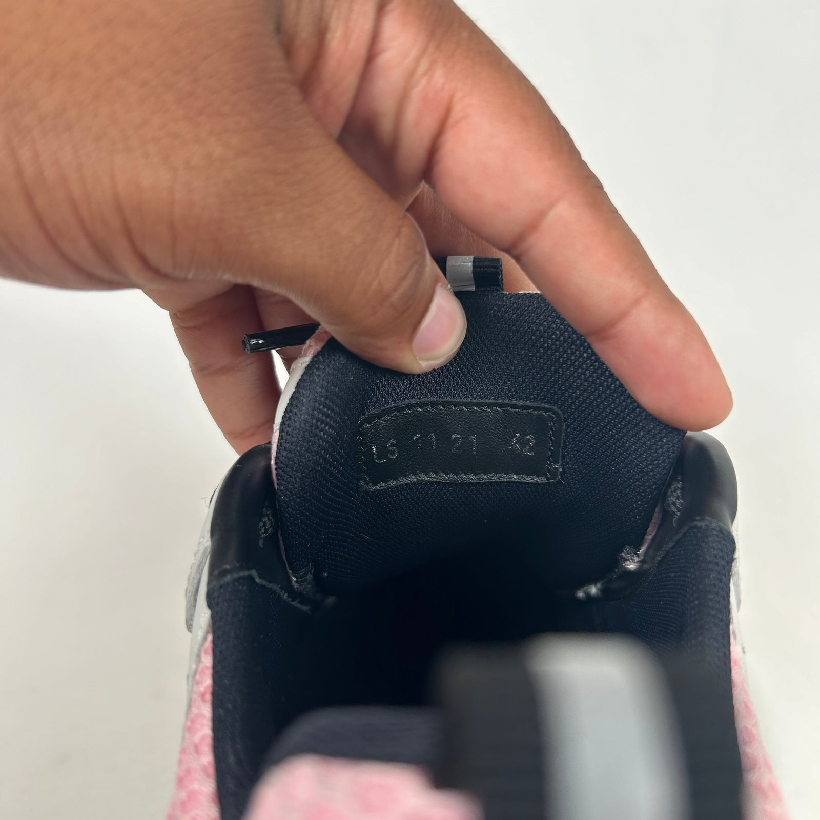 Dior B22 Pink/Brushed Black Sneaker Size 42