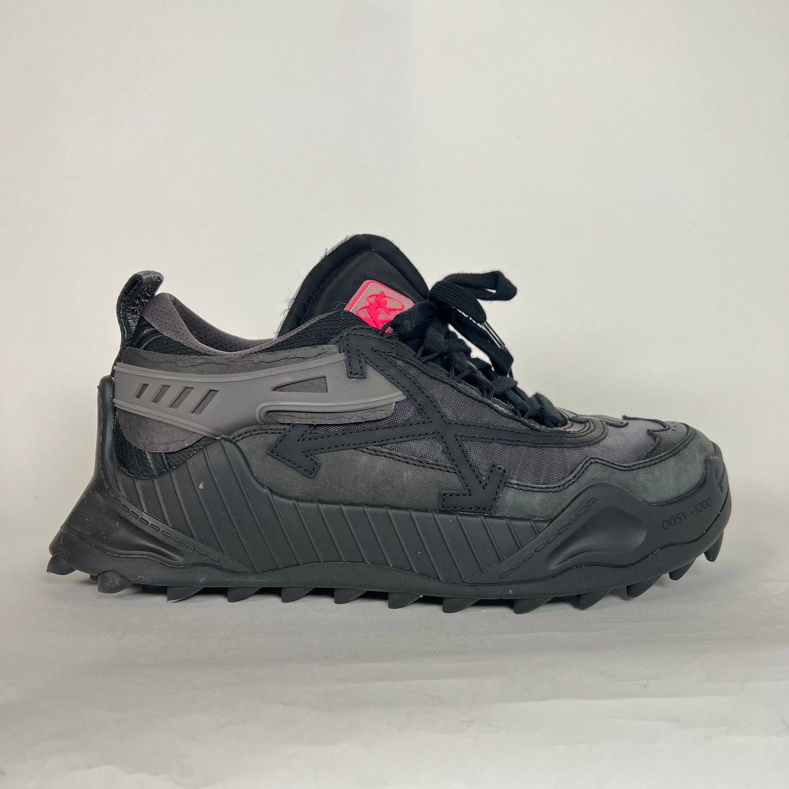 Off-White Odsy 1000 Triple Black Size 44