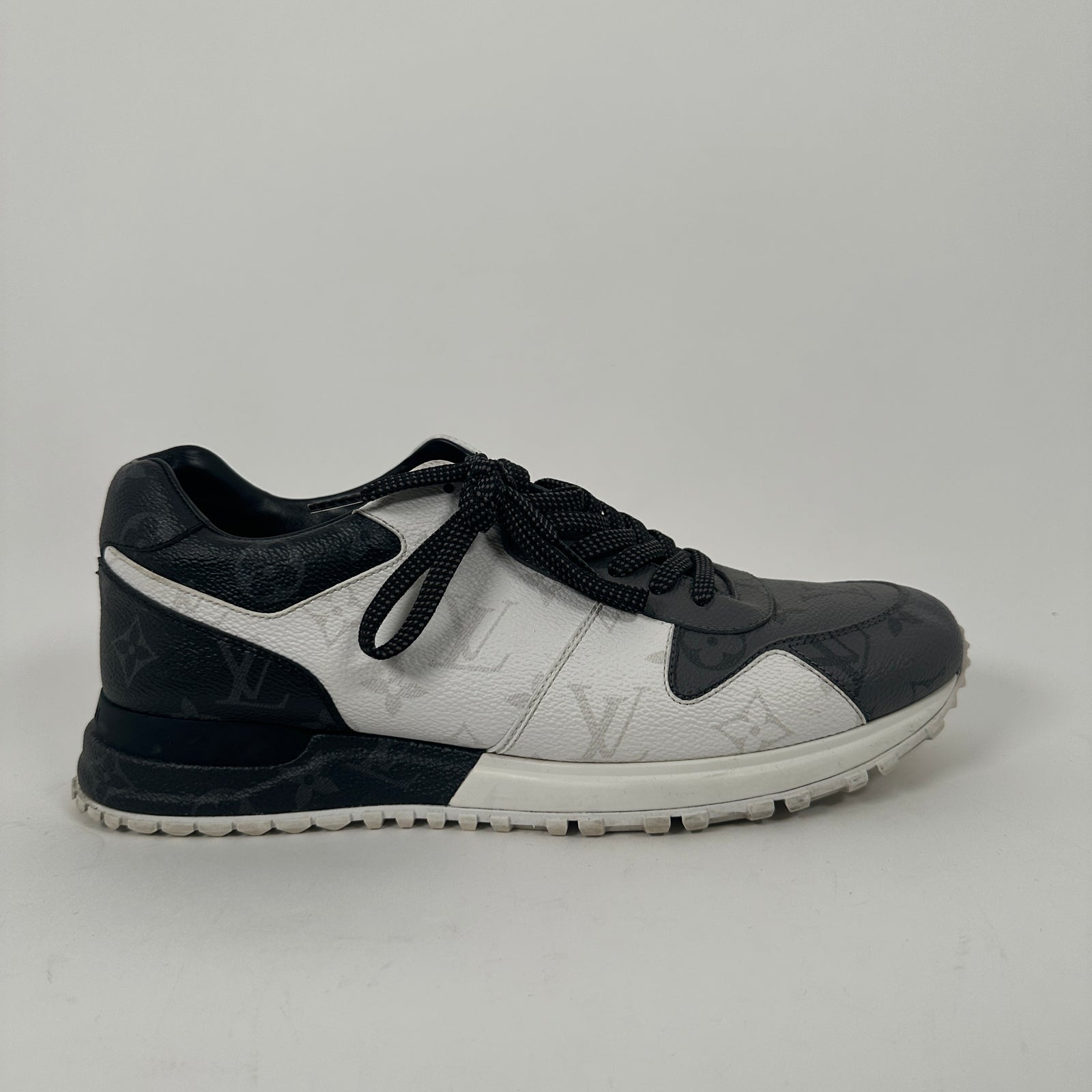 Louis Vuitton Monogram Grey Runaway Sneaker Size 7