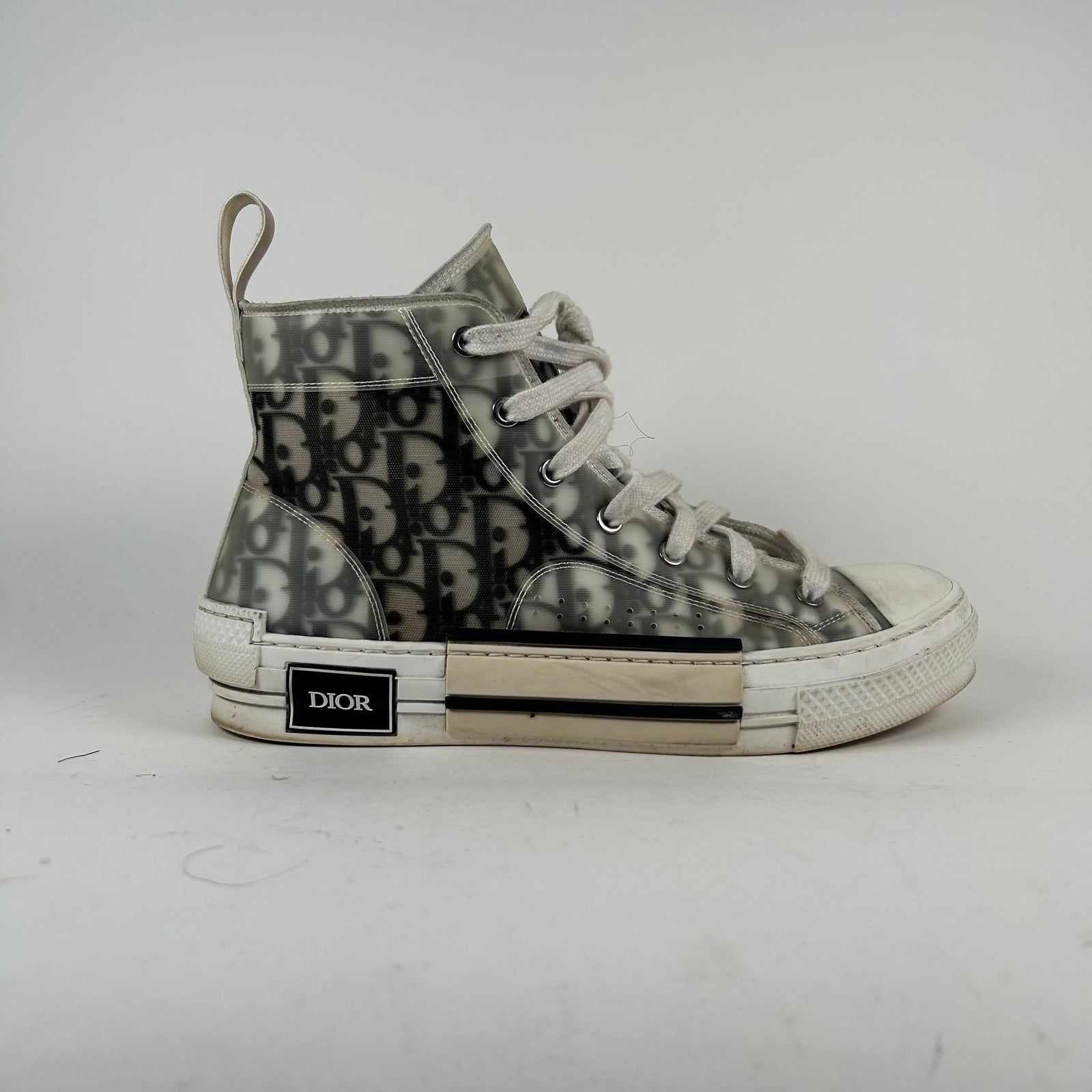 Dior Black/White B23 Size 8