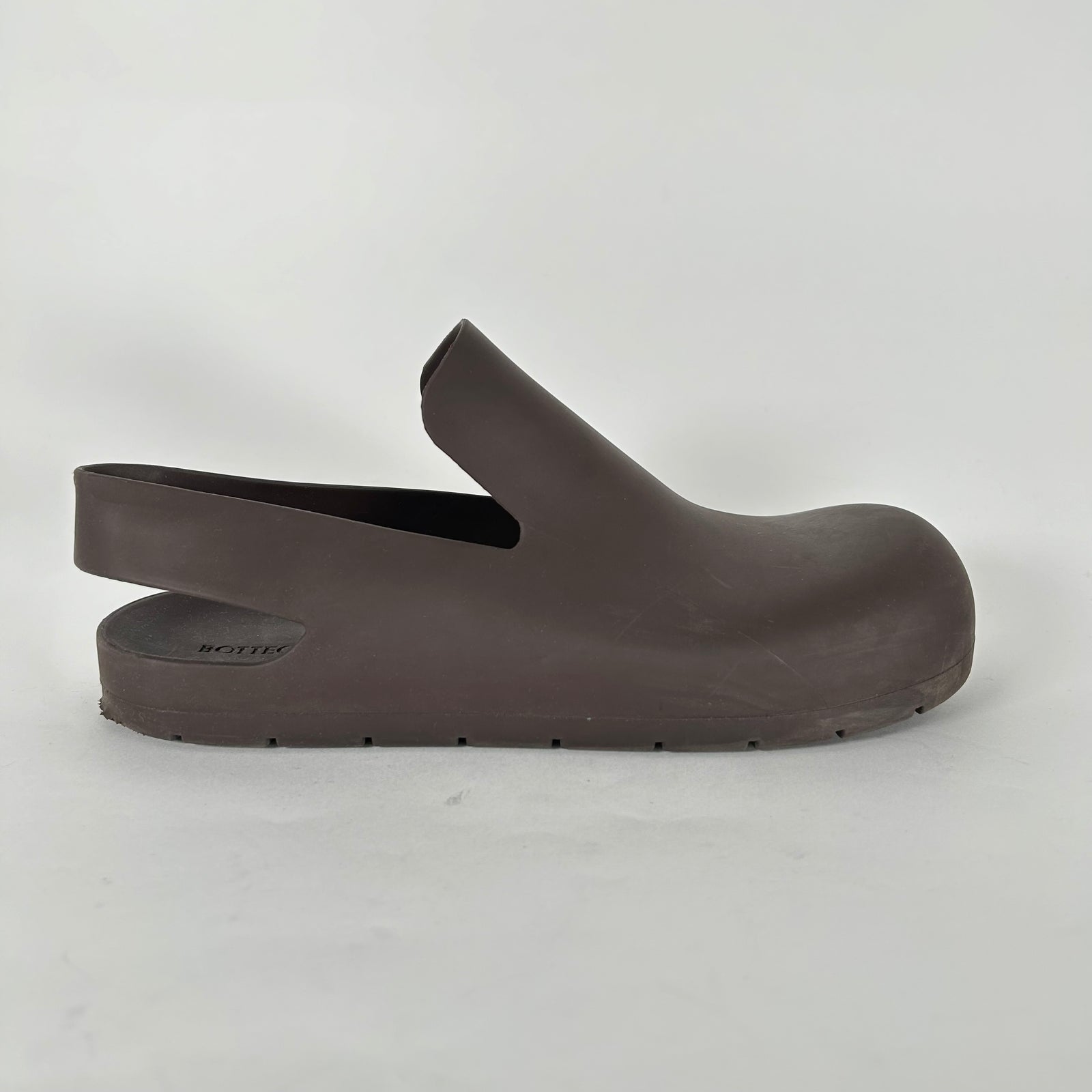 Bottega Veneta Strap Back Rubber Sandal Size 10