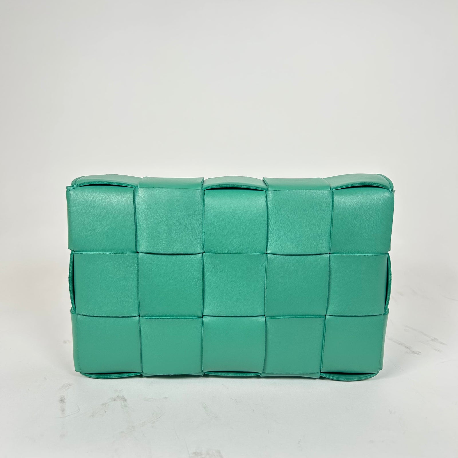 Bottega Veneta Green Intrecciato Lambskin Cassette Crossbody Bag