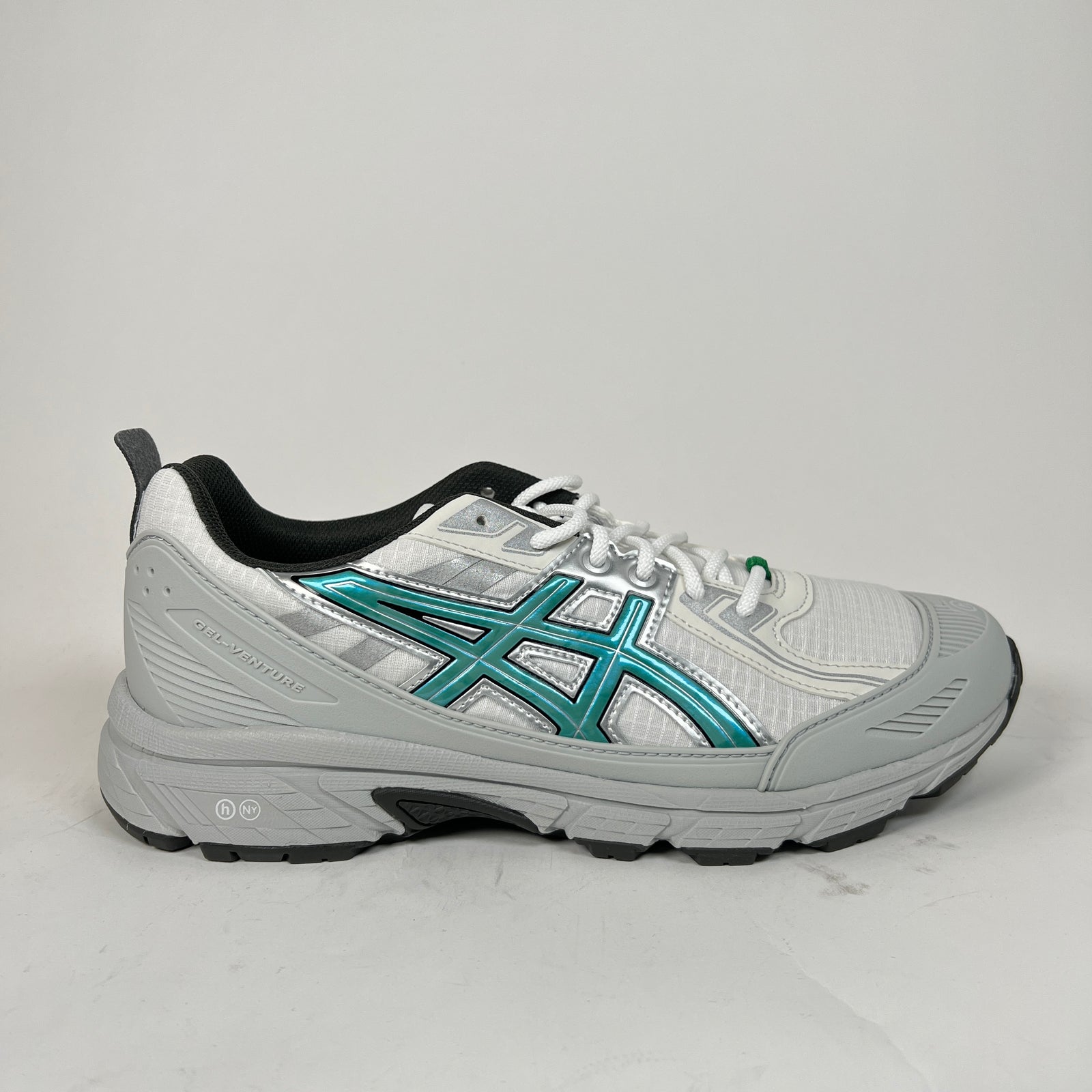 Hidden NY x Asics White/Wasabi Gel-Venture Shield 6 Sneaker Size 10