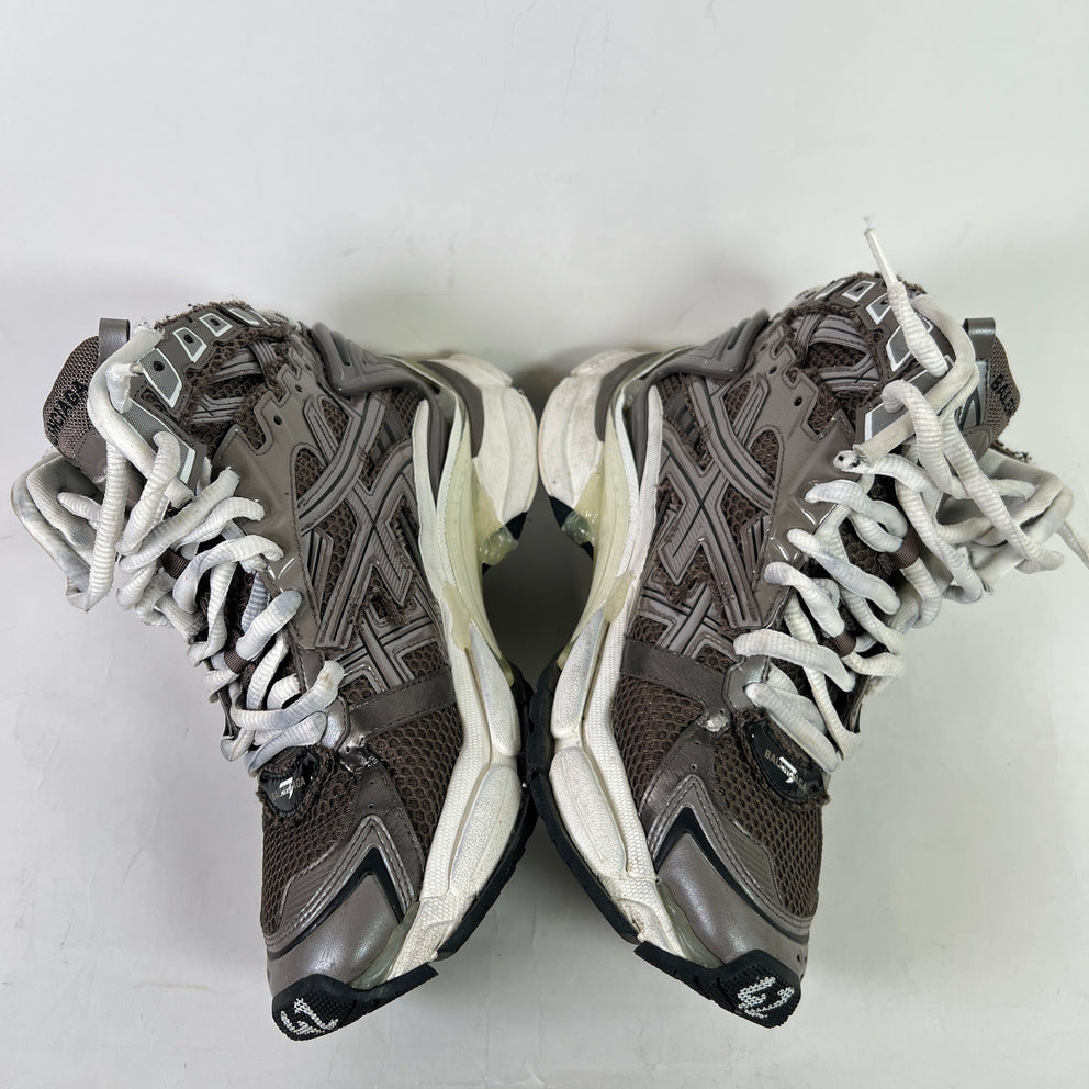 Balenciaga Runner Hightop Sneakers