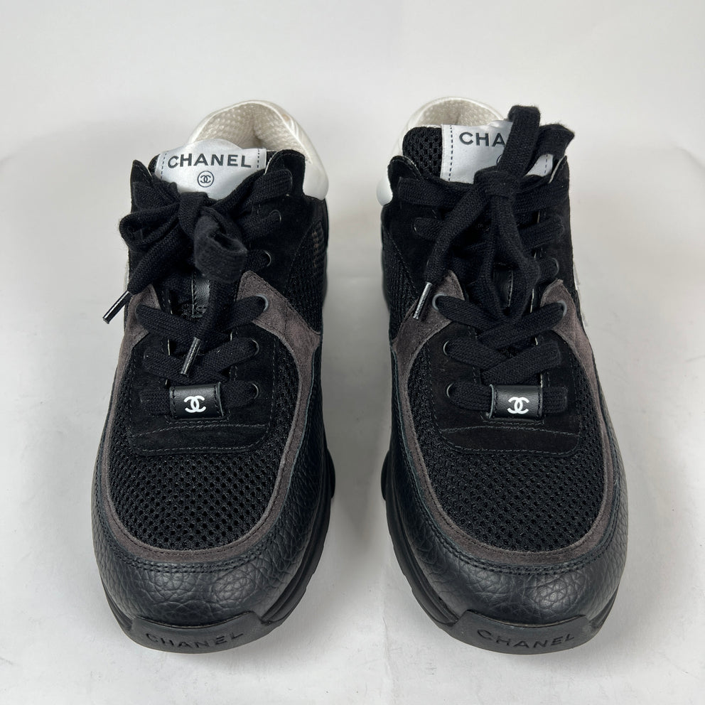 Chanel Black/White Mesh Suede Grained Calfskin Interlocking CC Runners Size 39.5