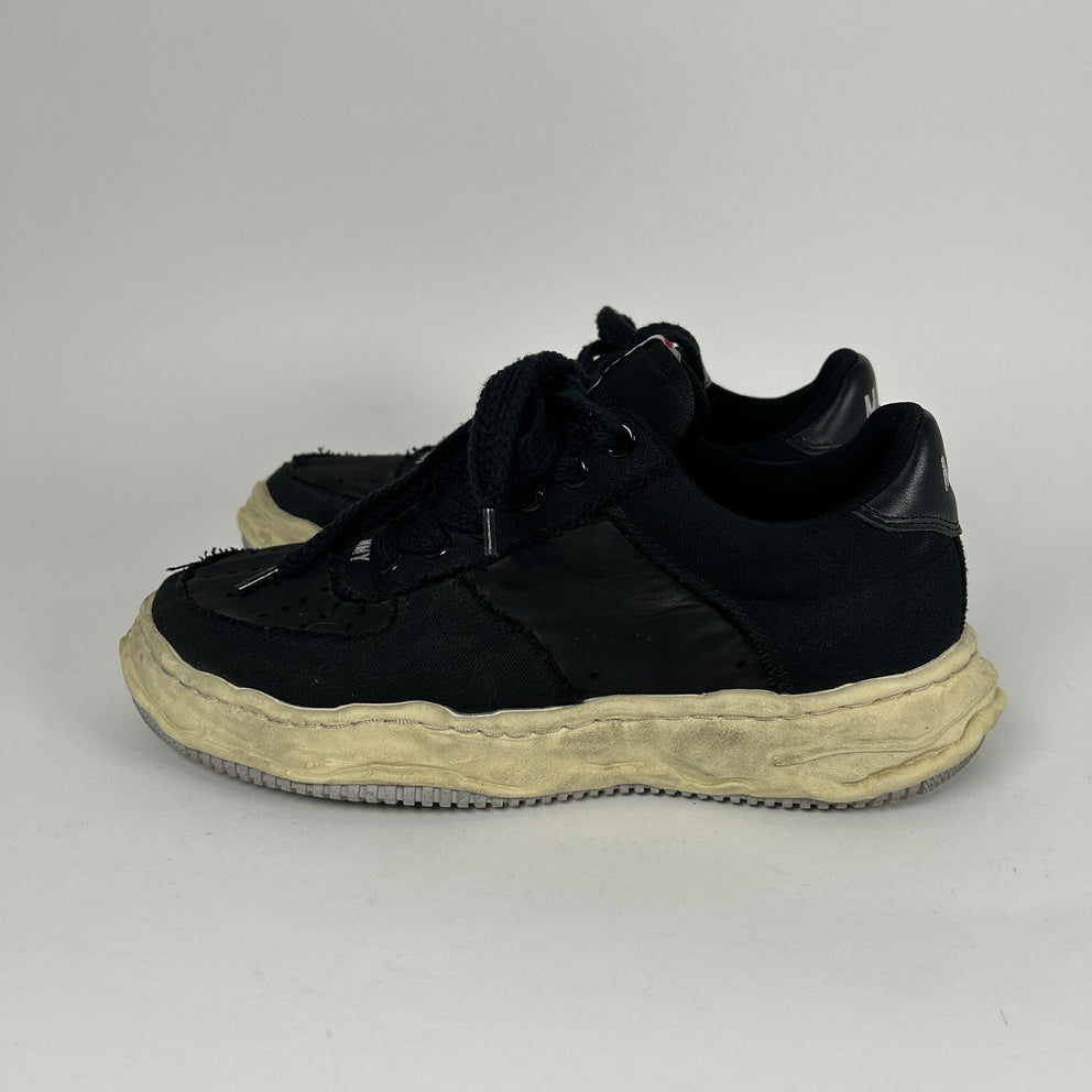 MMY Wayne Black Low Top Sneakers Size 44