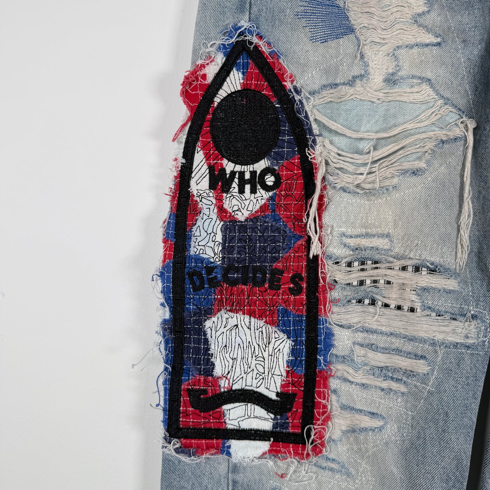 Who Decides War Red/Blue Mural Denim Jeans Size 36