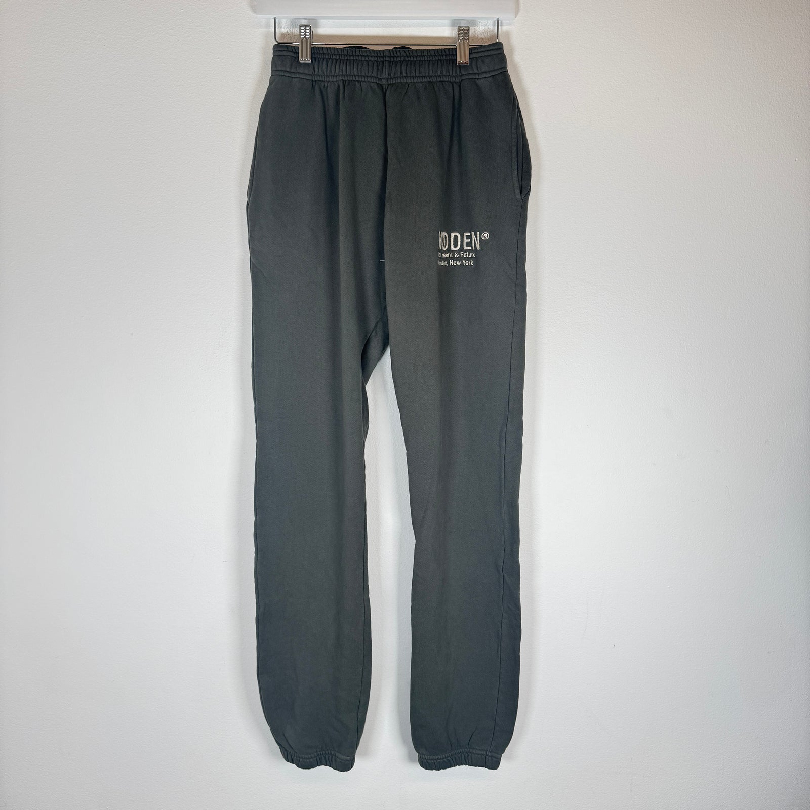 Hidden NY Dark Grey Sweatpants Size M