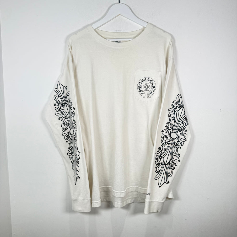 Chrome Las Vegas Horseshoe Floral Graphic White Longsleeve Size L