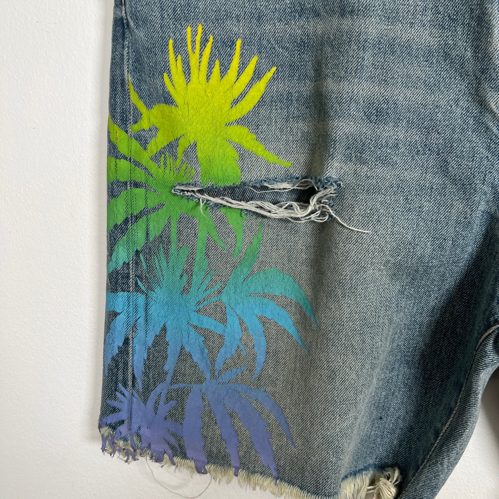 Amiri Palm Trees Lightwash Denim Shorts