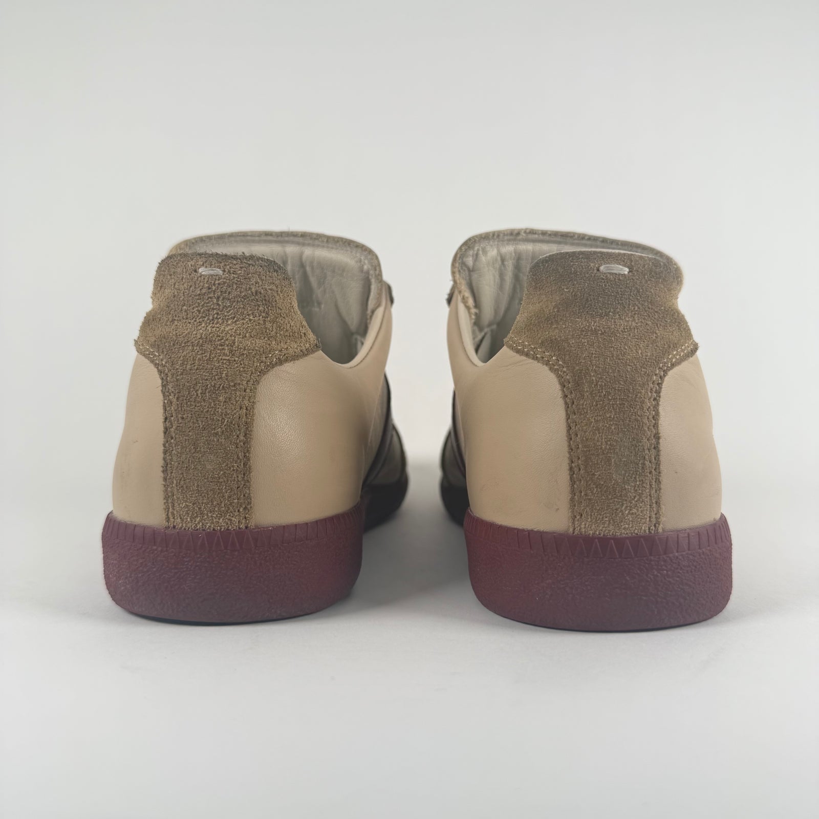 Maison Margiela Cream/Red Gat Trainer Size 9