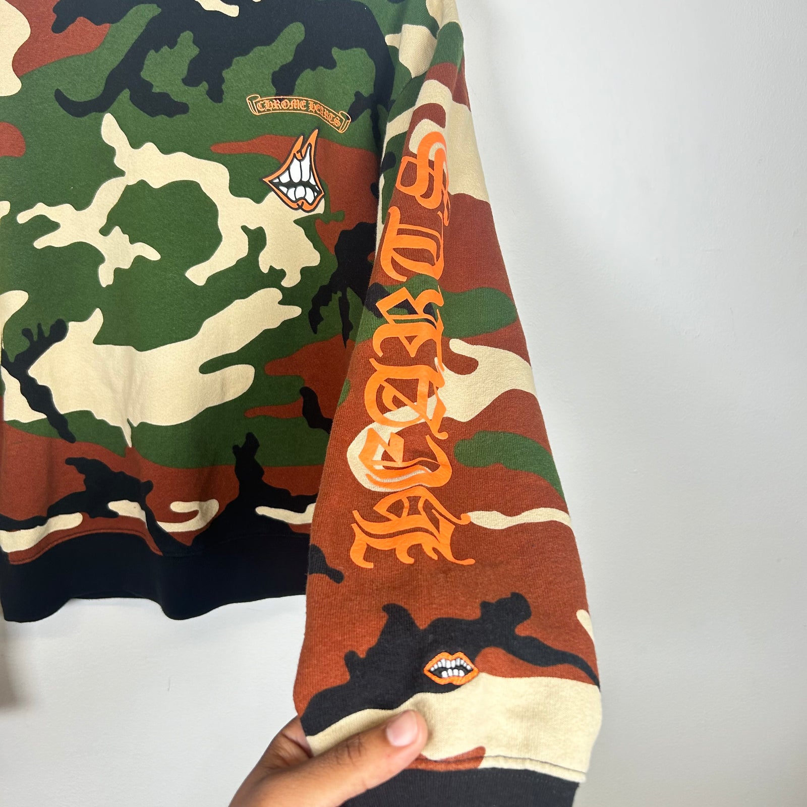 Chrome Hearts Camo Matty Boy Caution Crewneck Size M