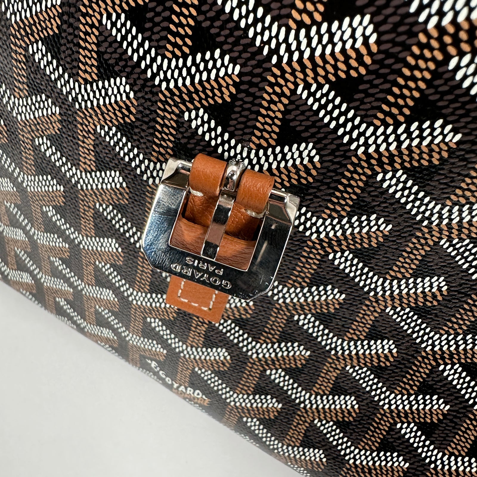Goyard Capetien MM Messenger Bag