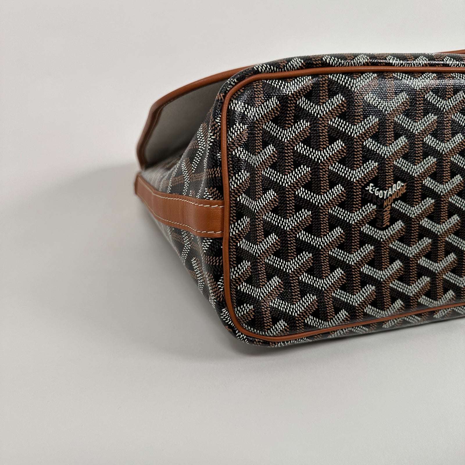 Goyard Capetien MM Messenger Bag