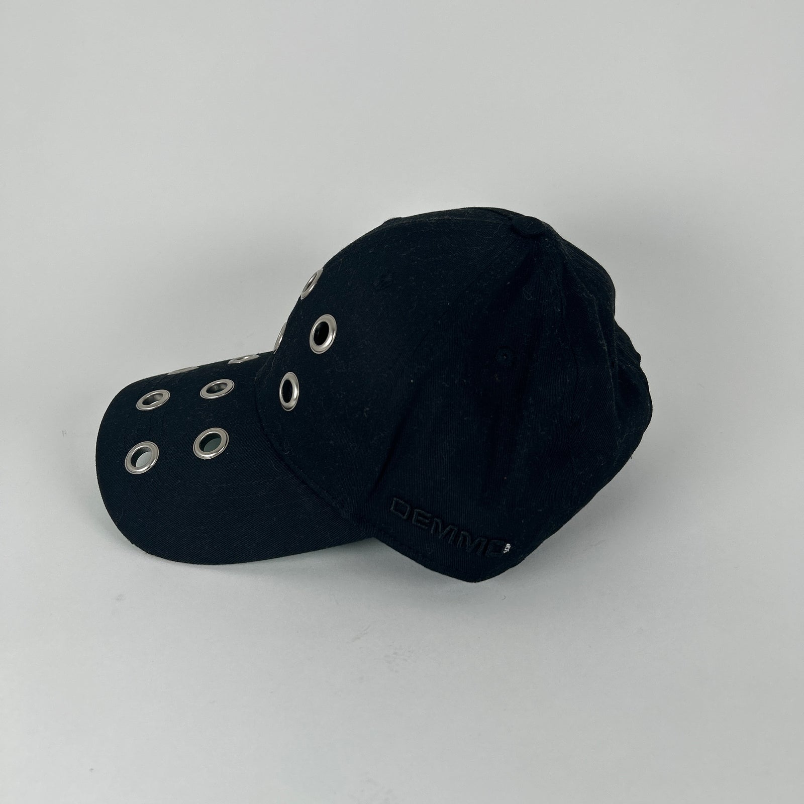 Demmo Grommet Black Hat