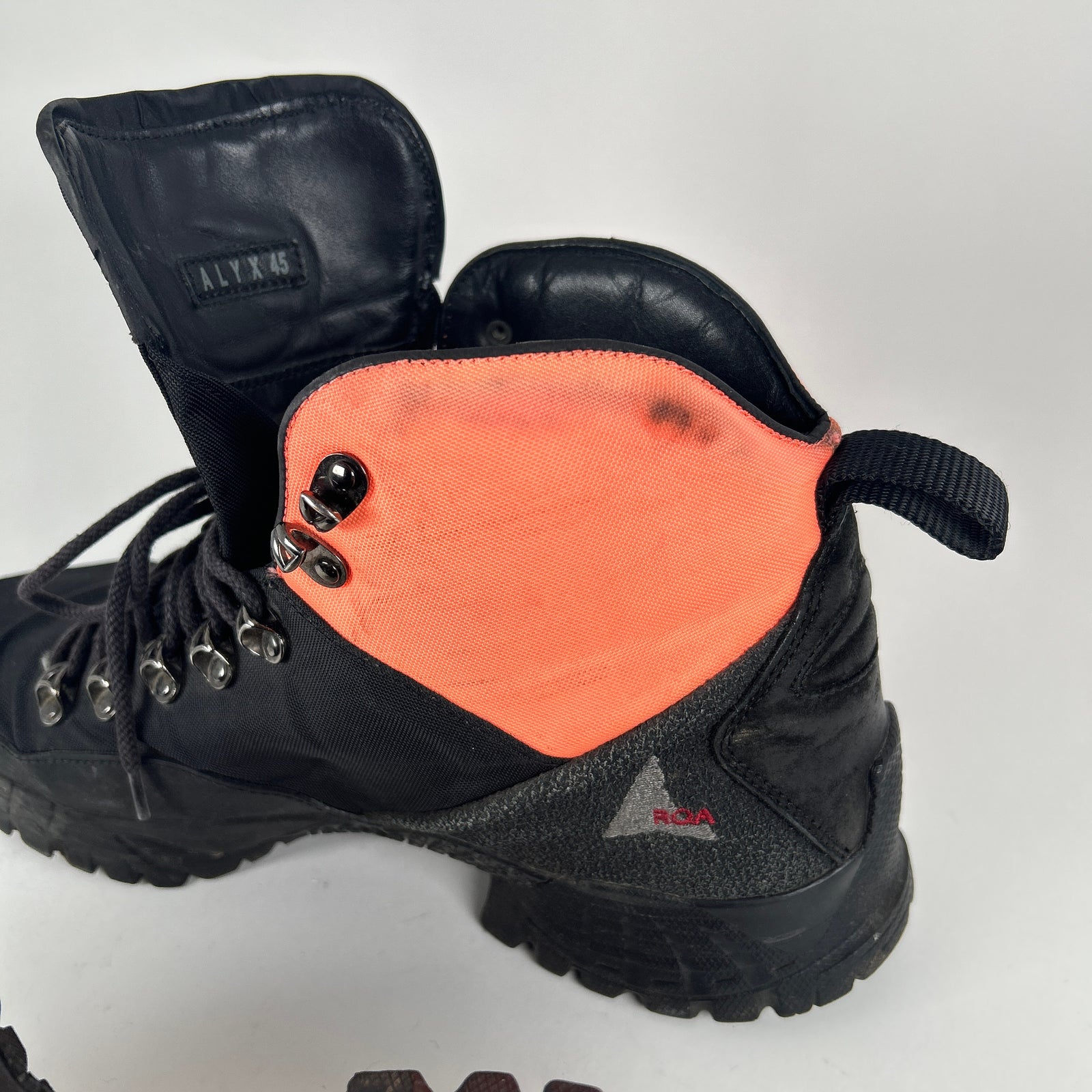 1017 Alyx 9sm x ROA Black/Orange Lace-Up Hiking Boot Size 12