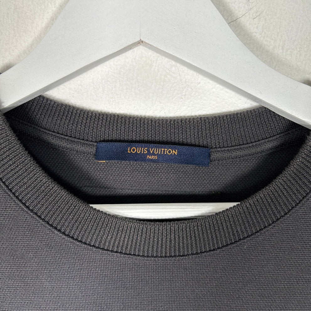 Louis Vuitton Cutout LV Logo T-Shirt Size XS
