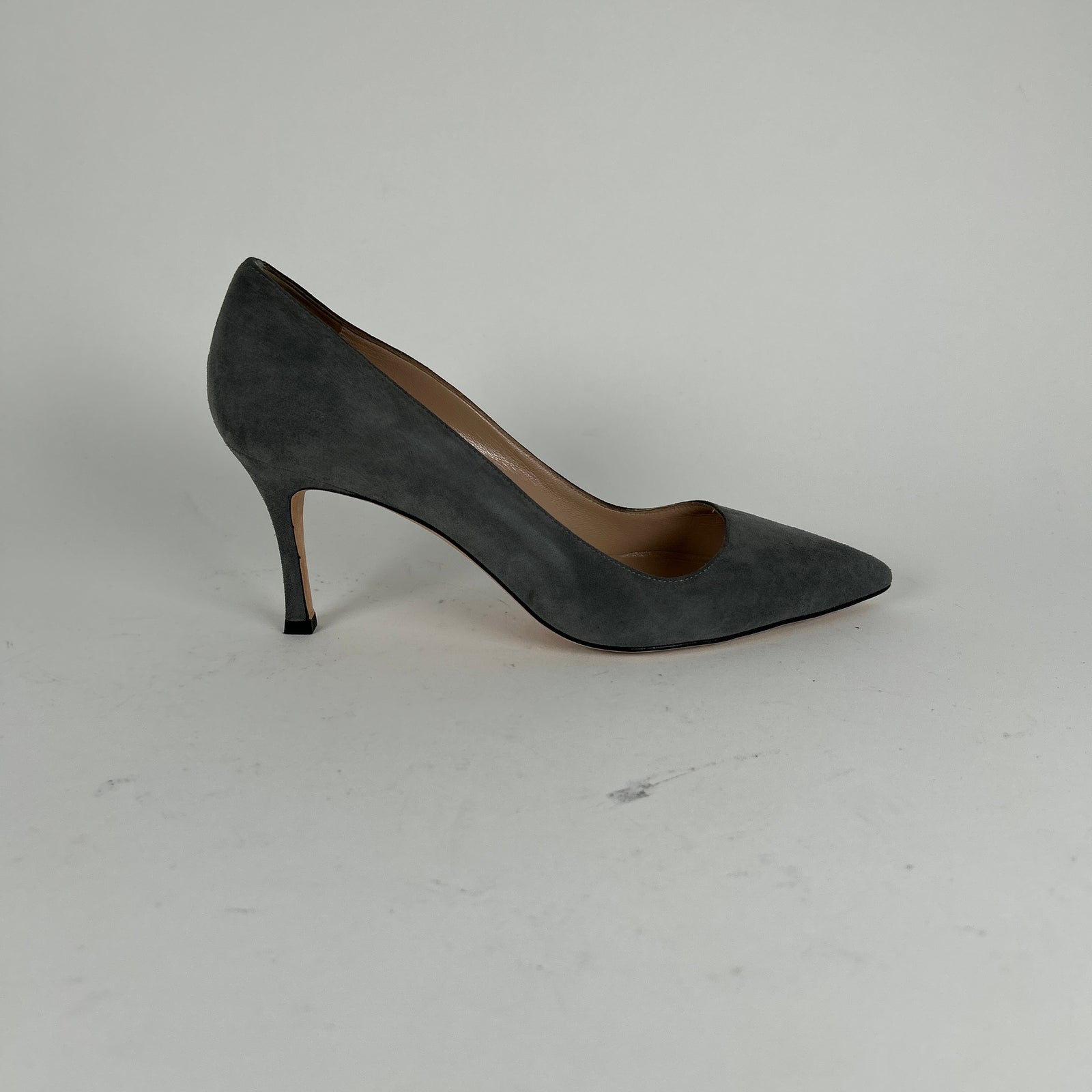 Manolo Blahnik Grey Suede Pump Heels Size 38
