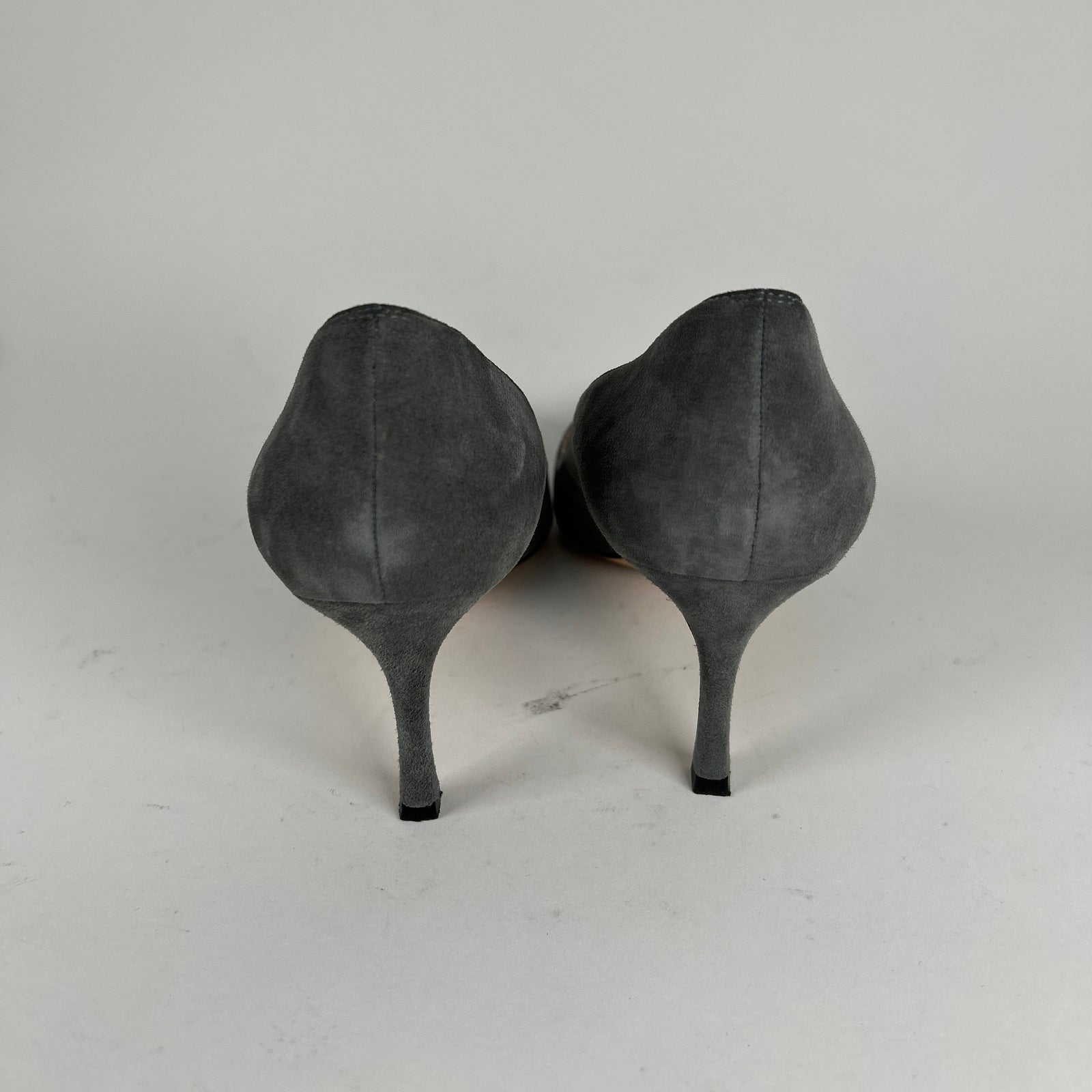 Manolo Blahnik Grey Suede Pump Heels Size 38