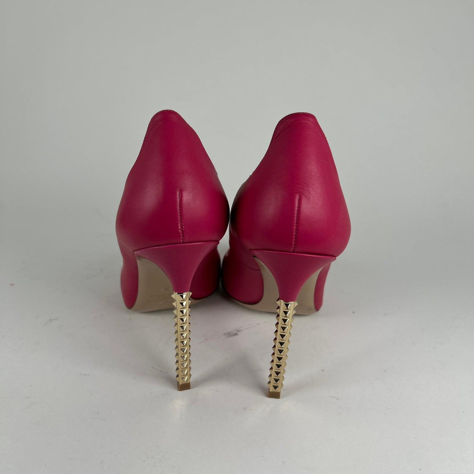 (FOUND) Gucci FW07 Black Leather Pumps Size 8