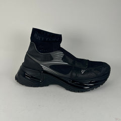 Louis Vuitton Run Away Pulse Sneaker Size LV 9.5
