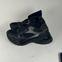 Louis Vuitton Run Away Pulse Sneaker Size LV 9.5
