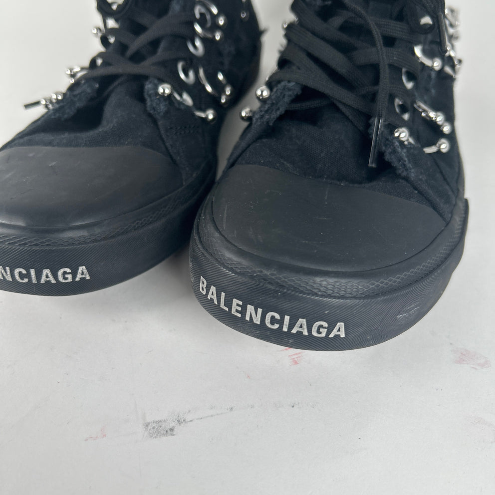 Balenciaga Destroyed Piercing Hightops Size 43