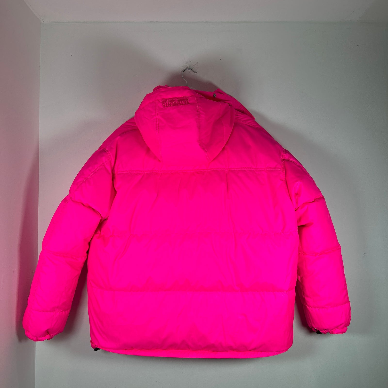 Vetements Techncial Hot Pink Puffer Size L